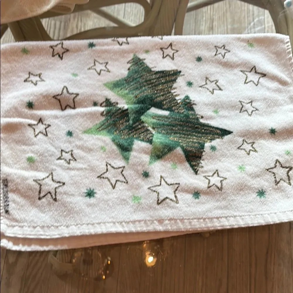 Festive Holiday Towels with Christmas Tree and Santa Design